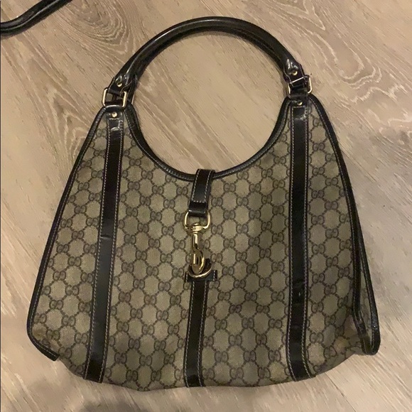 Gucci bag - Picture 1 of 3
